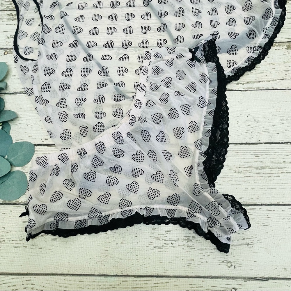 Victorias Secret Heart Mesh Ruffled Shorts & Tank Lingerie - Picture 2 of 7